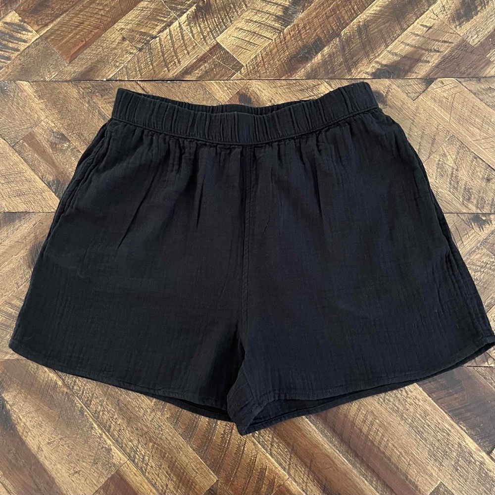 Universal Thread Gauze Shorts